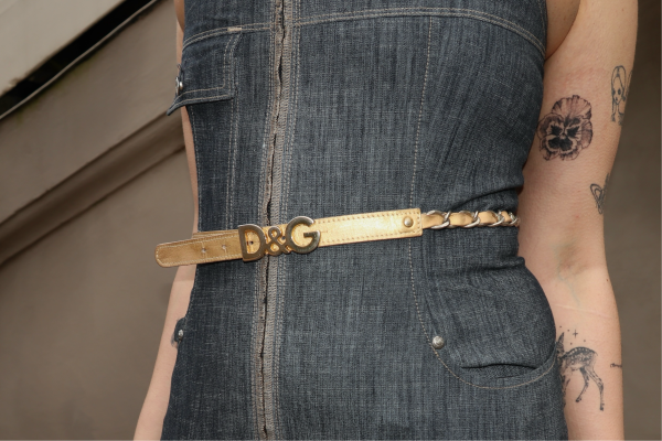 Dolce & Gabbana golden chain belt Mode
